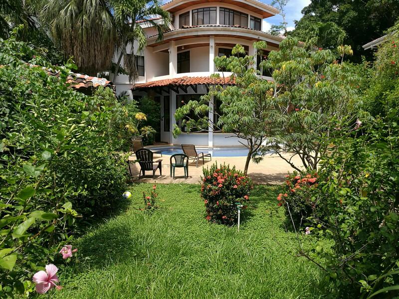 Séjour linguistique Costa Rica, Playa Tamarindo - WAYRA Instituto Playa Tamarindo - Hébergement - Appartement Casa Carolina - Jardin