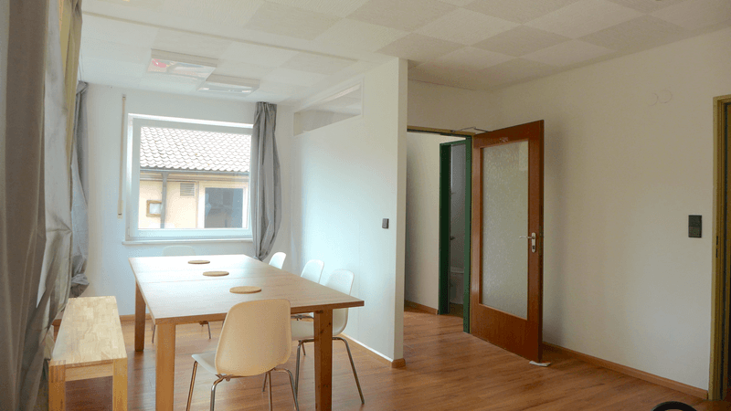 Sprachaufenthalt Deutschland, Freiburg - Alpadia Freiburg - Accommodation - Apartment - Wohnzimmer