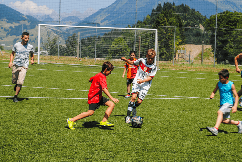 Sprachaufenthalt Schweiz, Leysin - Alpadia Language School Leysin, Fussball