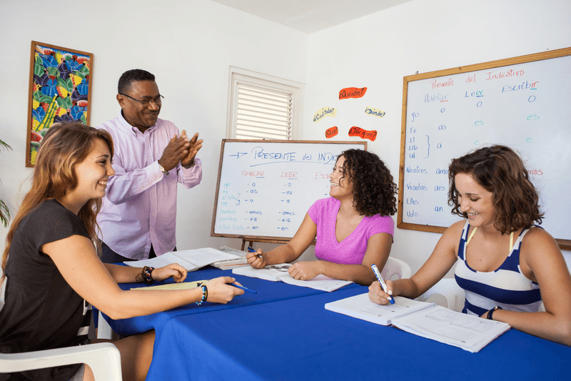 Séjour linguistique République dominicaine, Sosua, Instituto Intercultural Sosua, Leçons
