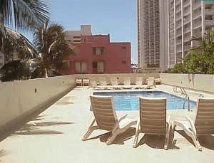 Sprachaufenthalt USA, Hawaii - IIE - Accommodation - Apartment Park Heights - Pool