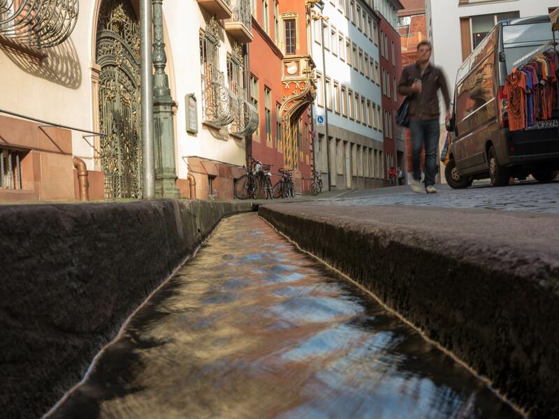 Sprachaufenthalt Deutschland, Freiburg - Wasserlauf Freiburg