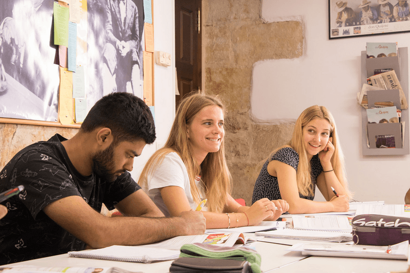 Sprachaufenthalt Spanien, Salamanca - Don Quijote Salamance - Studenten