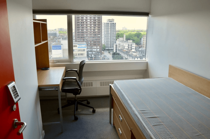 Sprachaufenthalt Kanada, Toronto - CES Toronto - Accommodation - Residenz Tartu College - Zimmer
