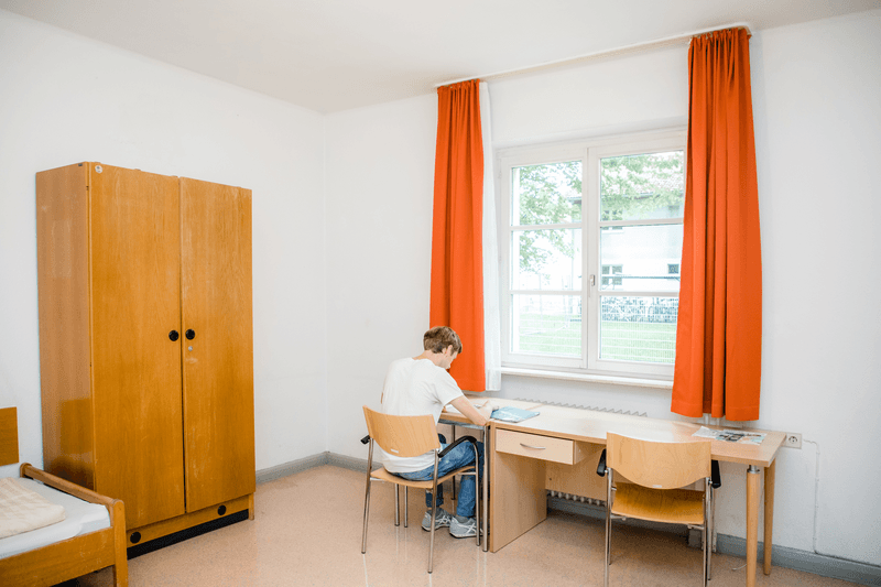 Sprachaufenthalt Deutschland, Radolfzell - Carl Duisberg Centren Radolfzell - Accommodation - Apartment Schiedelenweg - Schlafzimmer